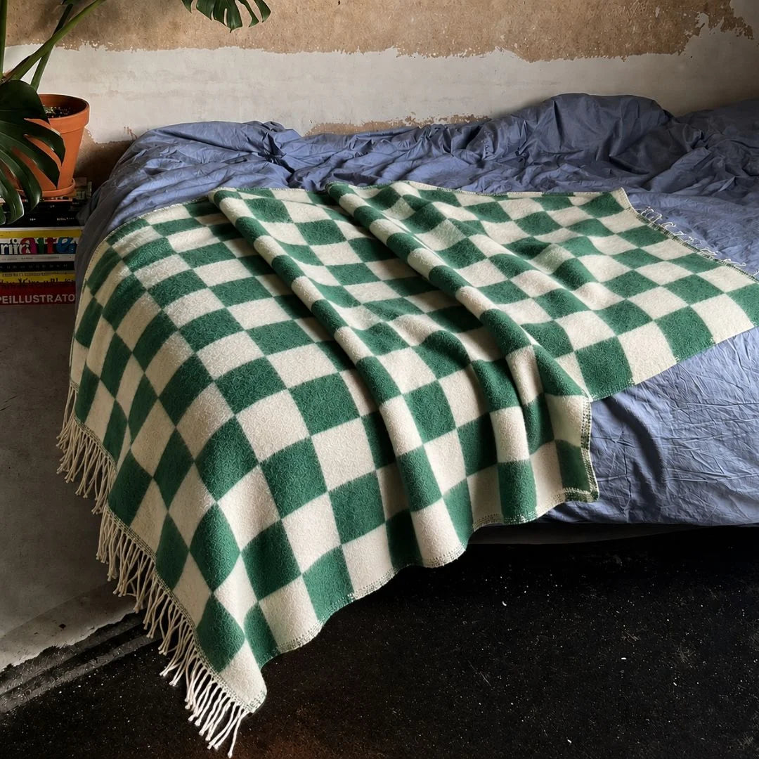 Pixeled Throw